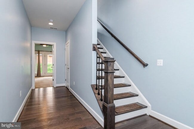 Building Photo - 3697 Ambrose Hills Rd