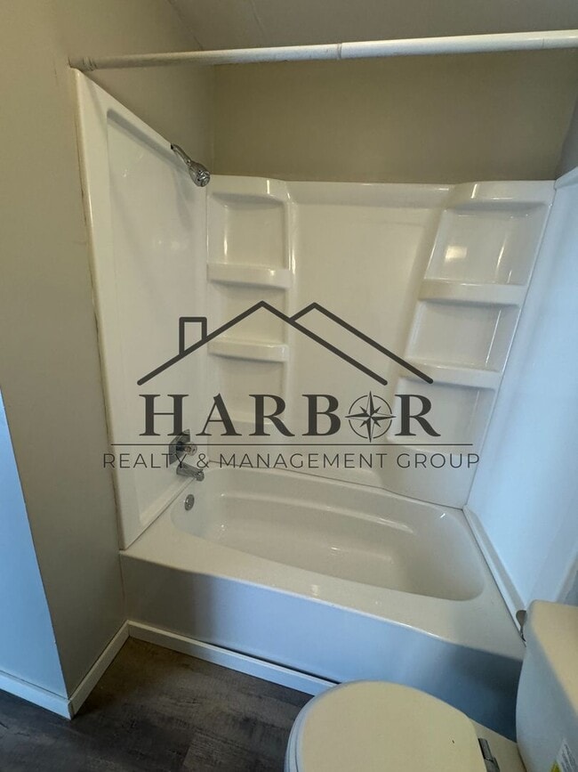 Building Photo - 1 Bedroom 1 Bath - New Avon - SPECIAL: App...