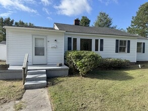 Building Photo - 307 Miller Blvd