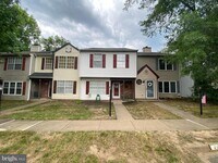 Building Photo - 11185 Kensington Pl