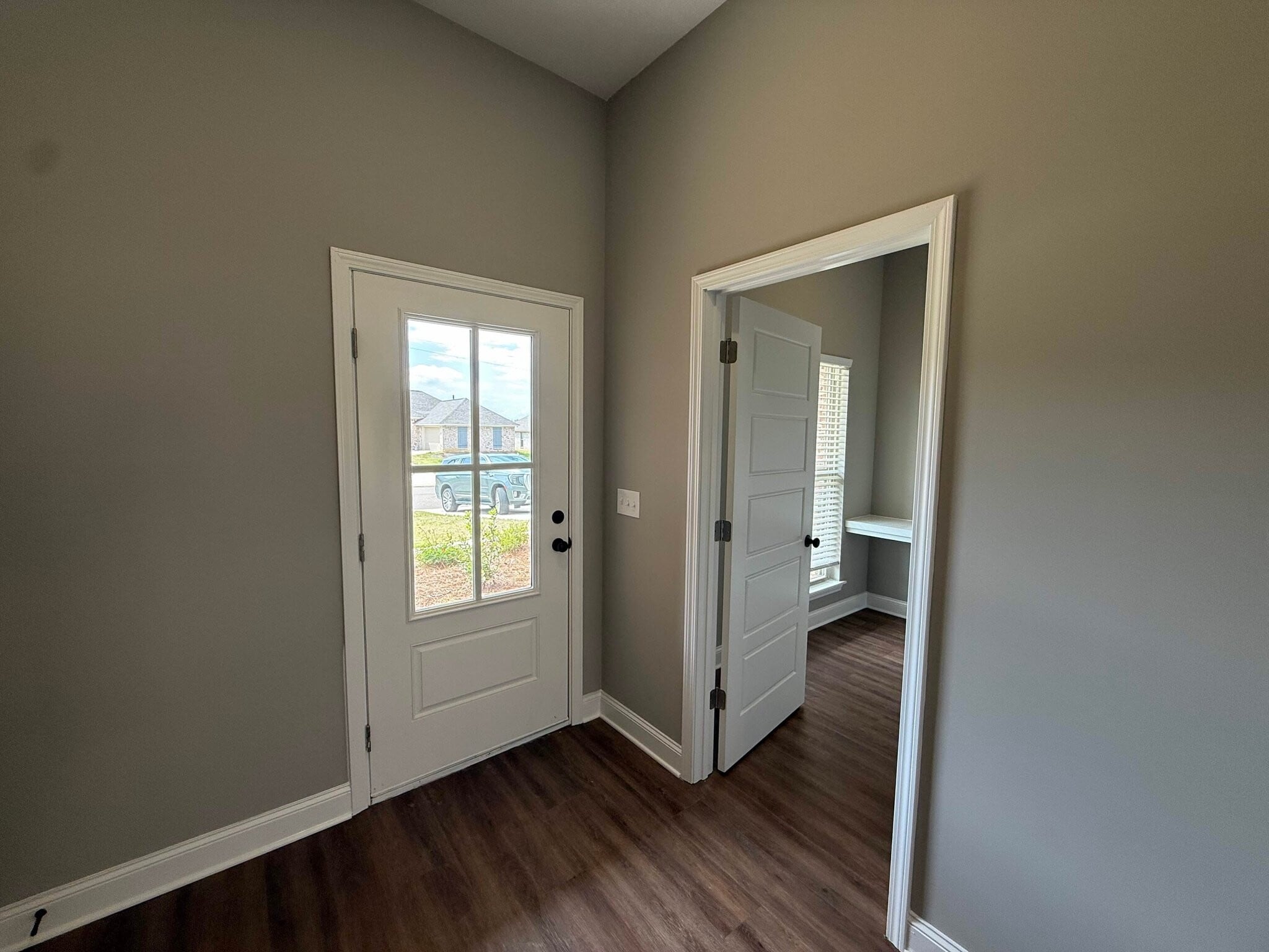 Building Photo - 116 Madisonville Dr