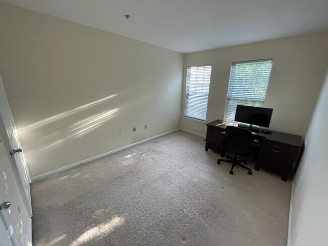 Building Photo - 11395 Aristotle Dr