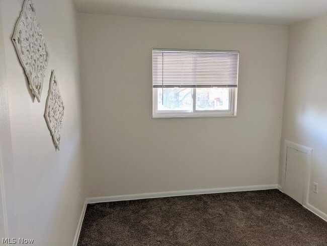 Building Photo - 1592 Ridgewick Dr