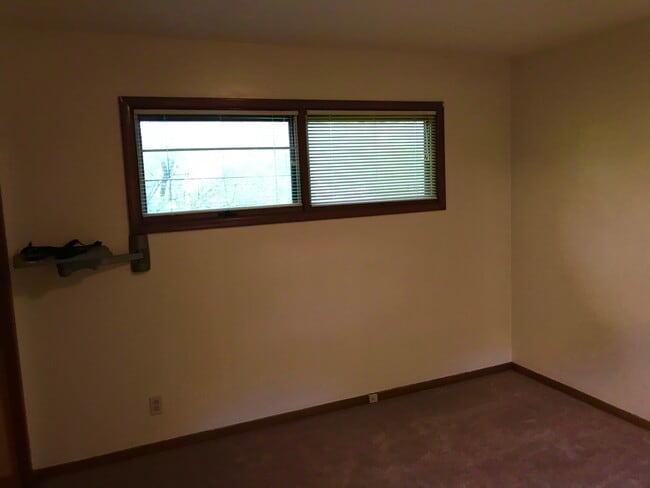 Building Photo - 4351 Dover Center Rd