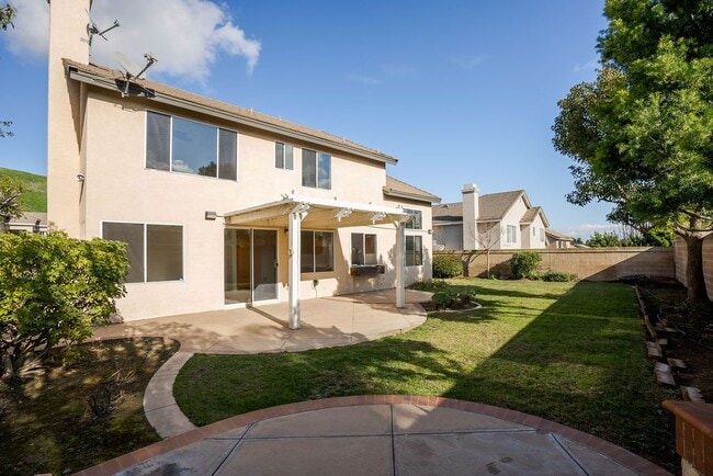 Building Photo - 1426 Rancho Hills Dr