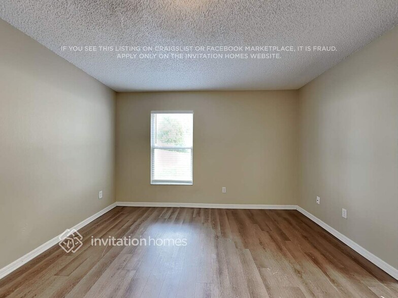 Building Photo - 1791 Oakgrove Ave