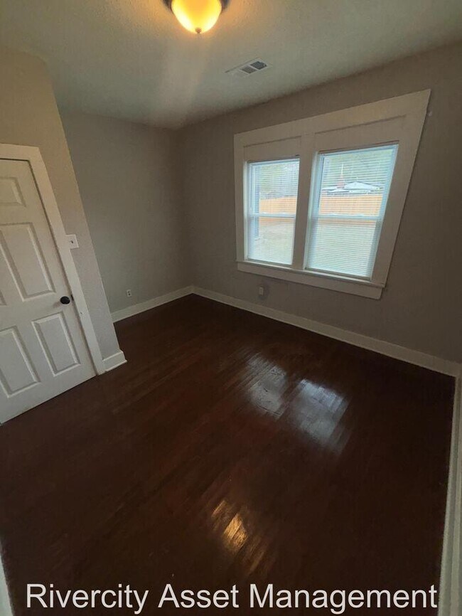 Building Photo - A Must See IN Westwood!!!! Section 8 Welcomed