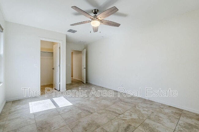Building Photo - 3947 E Constitution Dr