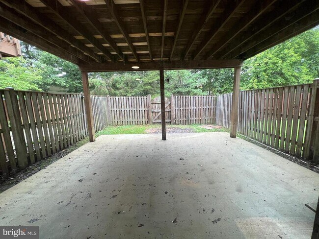 Building Photo - 5004 Doctorfish Ct