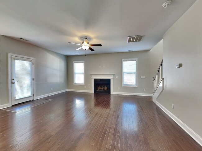 Building Photo - 51 Tall Oak Ct