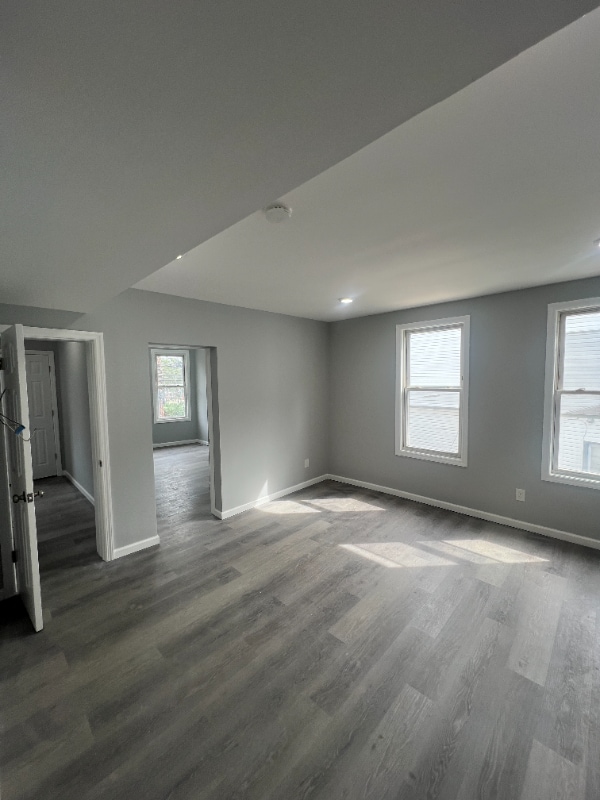 Building Photo - 54 9th Ave