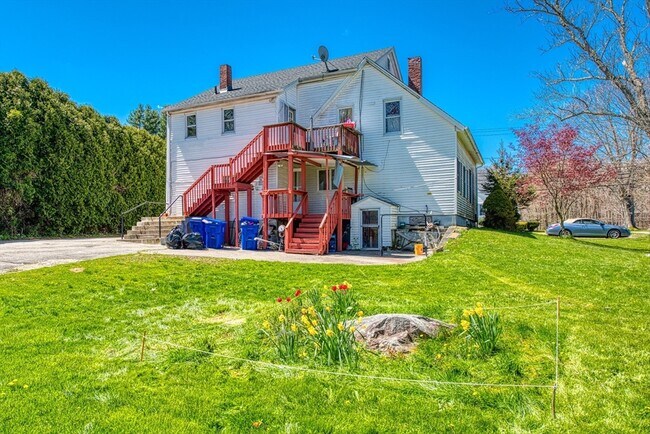 Building Photo - 1246 Somerset Ave