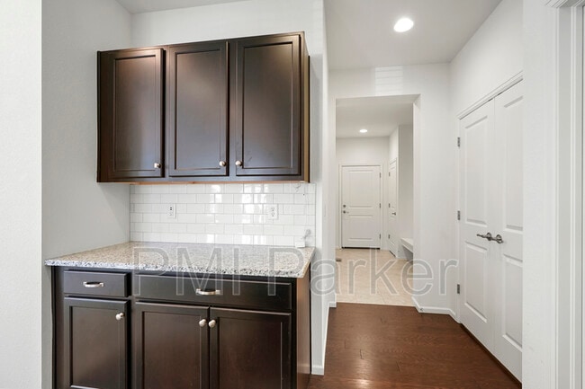 Building Photo - 14813 E Crestridge Dr