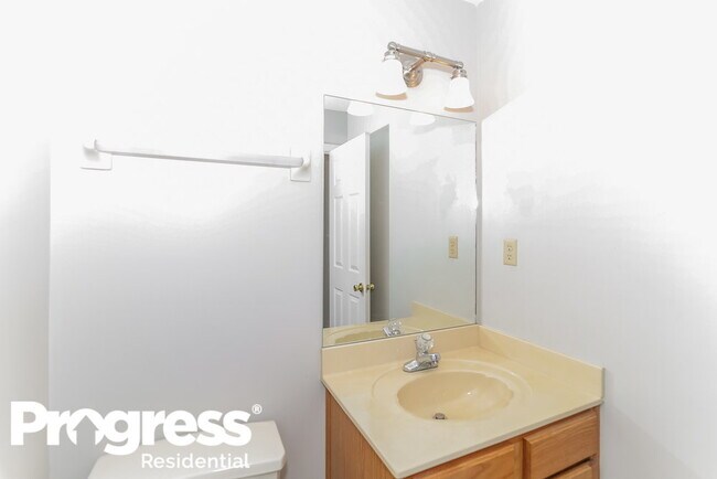 Building Photo - 1024 Jessa Cove
