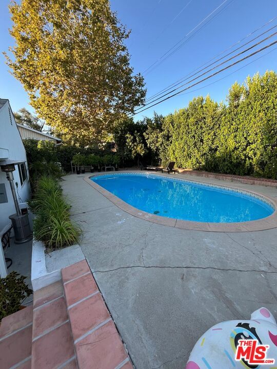 Building Photo - 9420 Creemore Dr