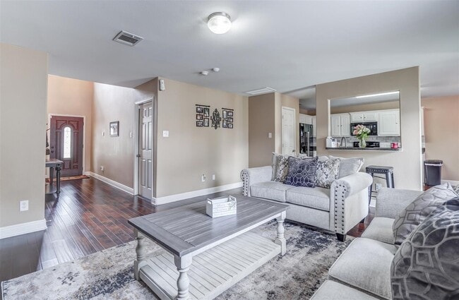 Building Photo - 28906 Llano River Loop