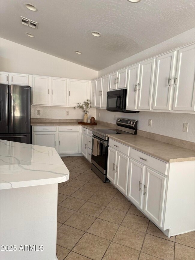 Building Photo - 12838 W Corrine Dr