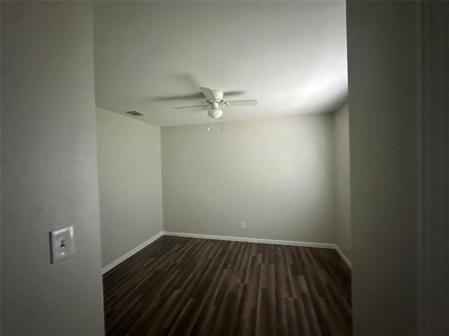 Building Photo - 2806 Hedgerow Dr