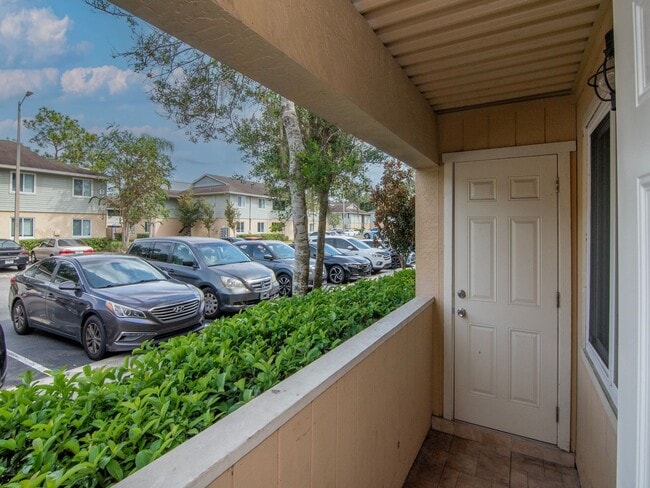 Building Photo - Ground Floor 2 Bedroom 2 Bath - Gated Comm...