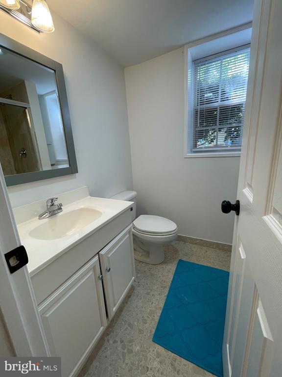 Building Photo - 25 Capps Ct