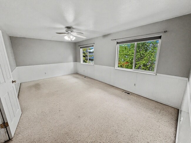 Building Photo - 4021 Red Talon Dr