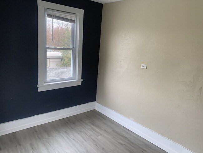 Building Photo - 1464 Beach St