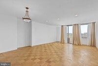 Building Photo - 1245 4th St SW