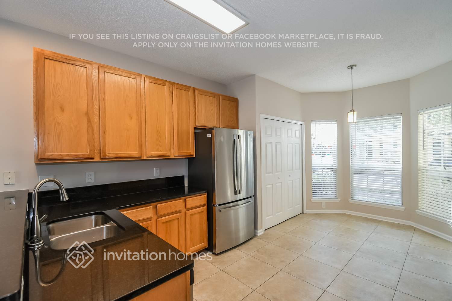 Building Photo - 325 Pecan Grove Dr