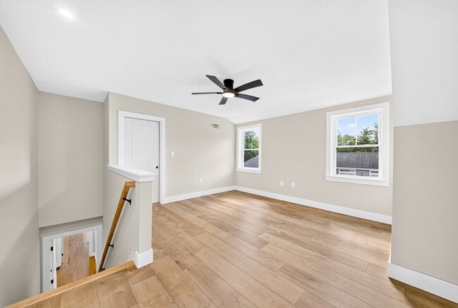 Building Photo - 57 Bellflower Rd