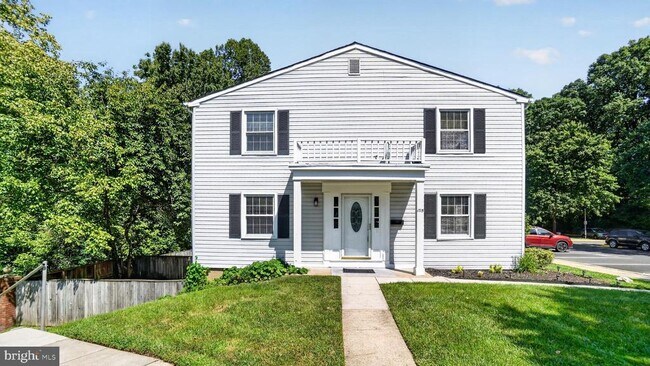Building Photo - 1715 Walleye Dr
