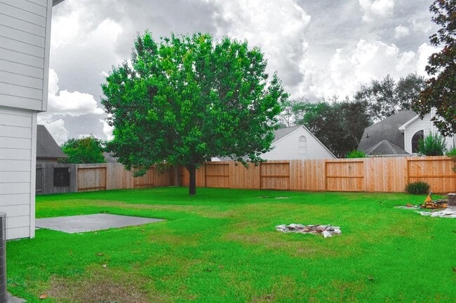 Building Photo - 17142 Kiowa River Ln