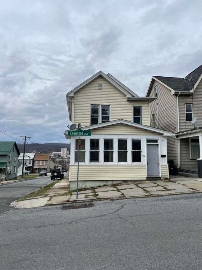 Building Photo - 436 Crawford Ave