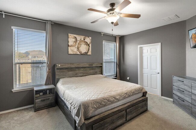 Building Photo - 10904 Roderick Lawson Ln