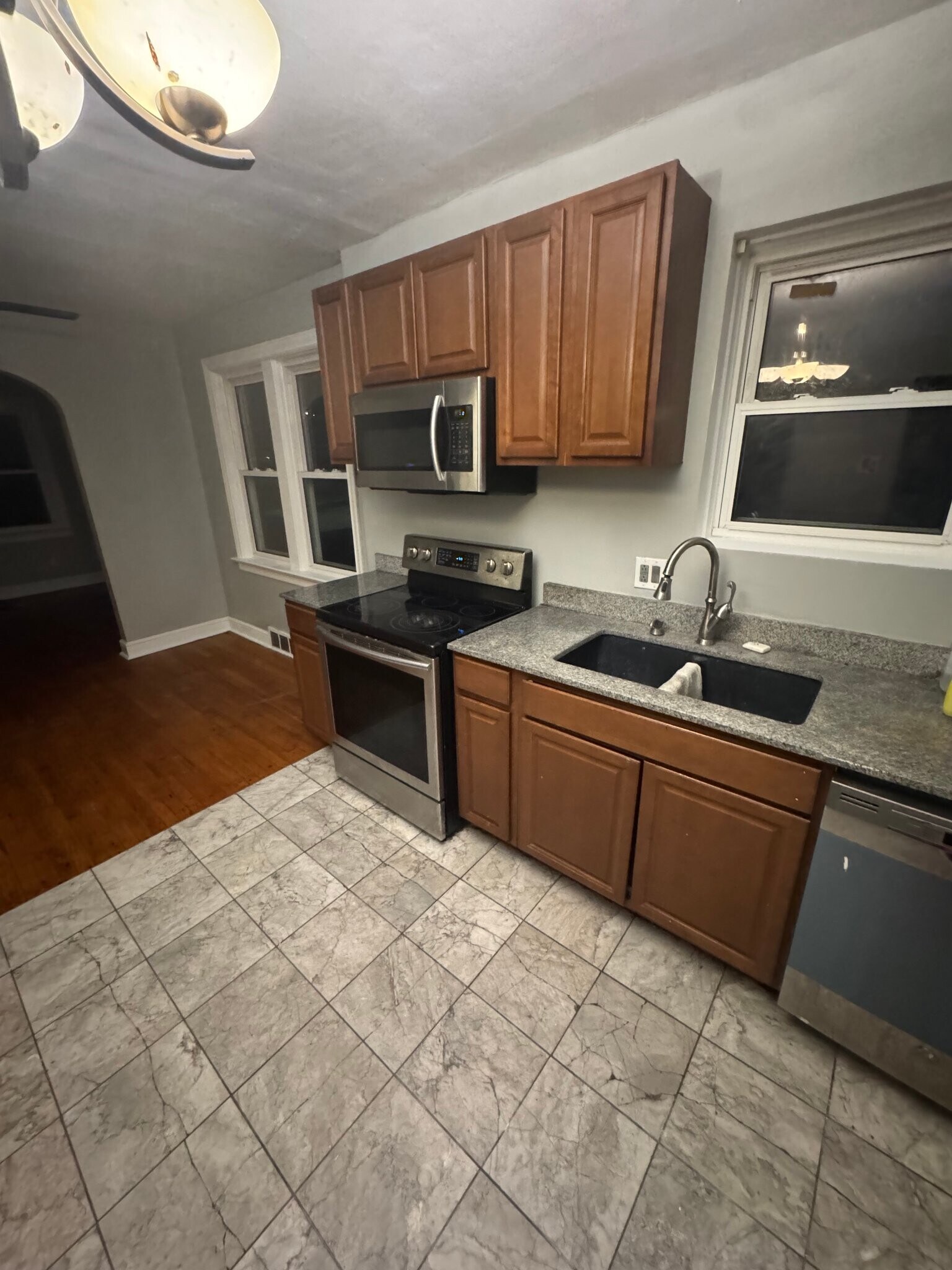 Building Photo - 3512 Belaire Pl