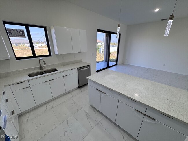 Building Photo - 3544 NW 41st Pl