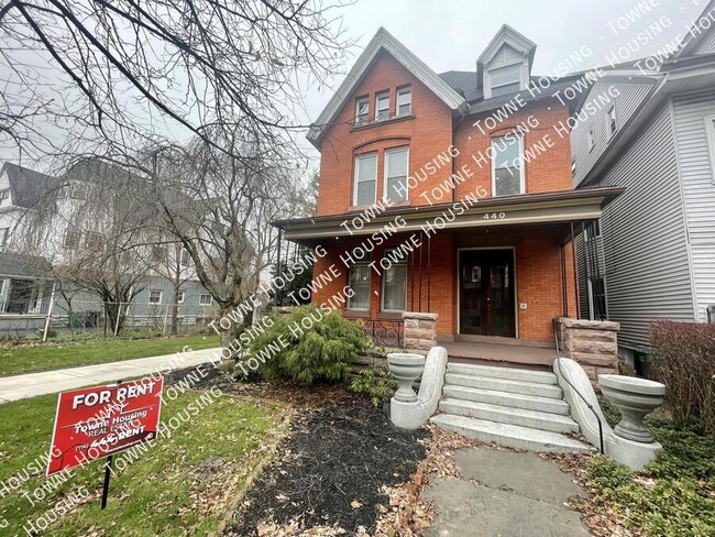 Primary Photo - 440 Prospect Ave