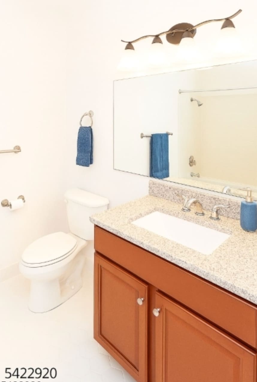 Building Photo - 204 Red Crest Ln