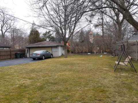 Building Photo - 906 Meadowlark Ln