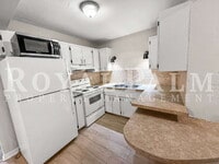 Building Photo - 3744 Estelle Ave