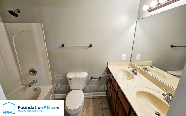 Building Photo - 3820 Farm Gate Cove