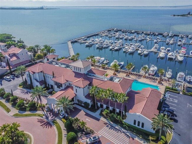 Building Photo - 6022 Beacon Shores St