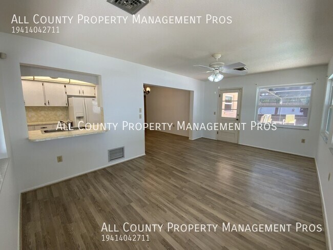 Building Photo - 519 Bradenton Rd