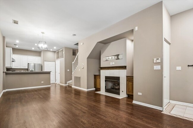 Building Photo - 960 N Crosby St