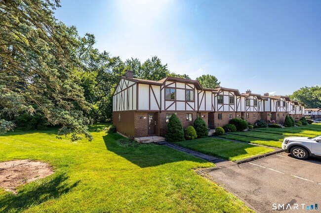 Building Photo - 101 Cedar Hollow Dr