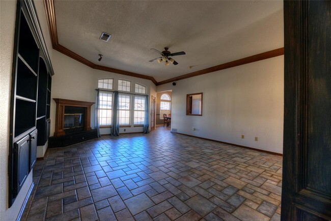 Building Photo - 3117 SW 125th St