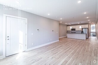 Building Photo - Three Bed West Philadelphia Apartment