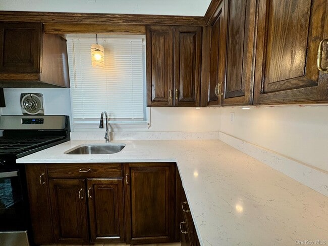 Building Photo - 15-14 200th St