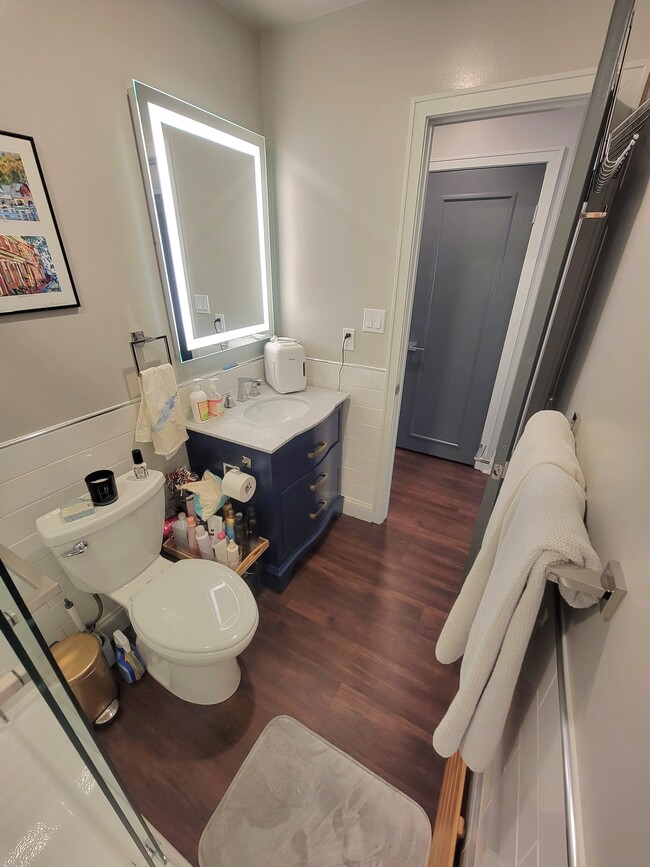 Building Photo - 23 Andrew Pl