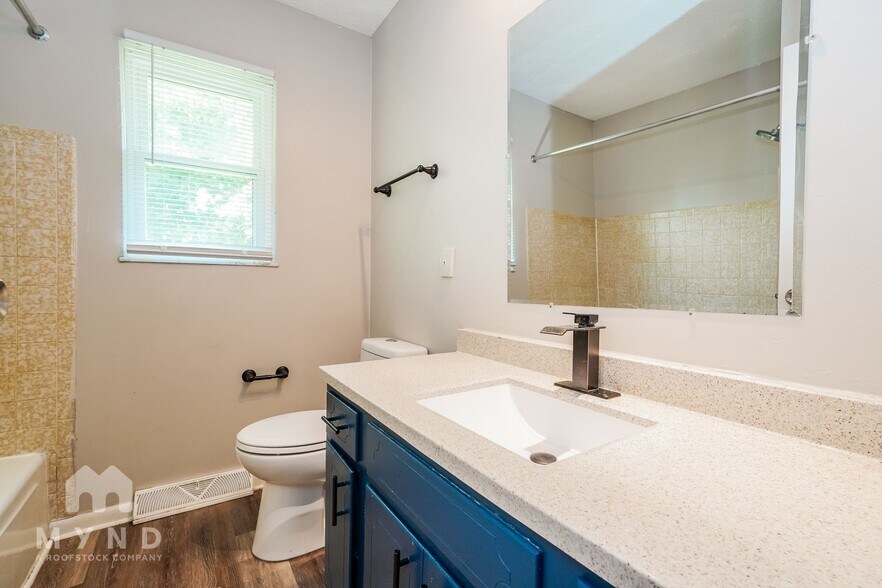 Building Photo - 88 Beechwood Dr SW