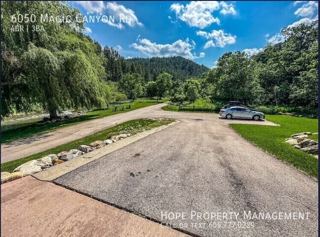 Building Photo - 6050 Magic Canyon Rd